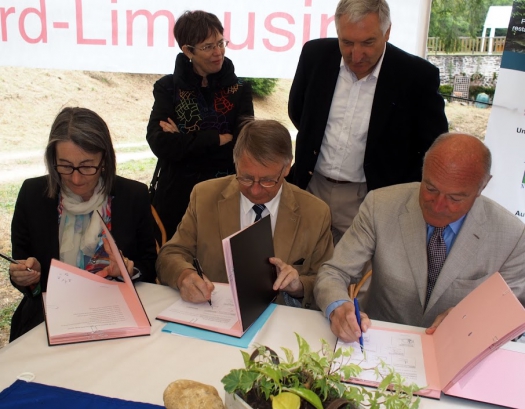 Les signatires de la convention